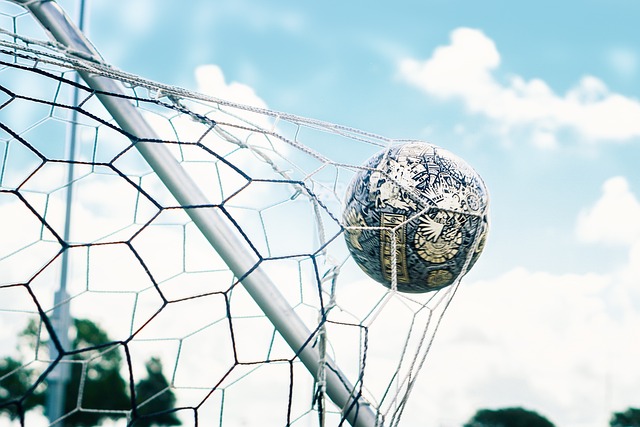 Fodboldmålets udvikling gennem tiden: Fra blikfang til teknologisk mesterværk